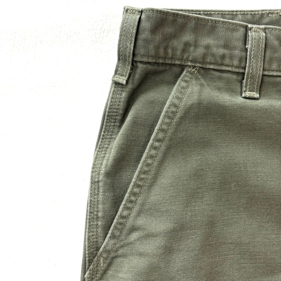 Vintage “90’s” Carhartt Men's Army Green Canvas Carpenter Knee Length Short (42) - Picture 6 of 12